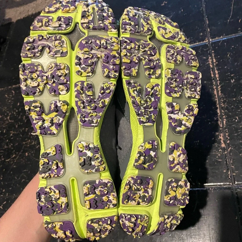 Under Armour Gray & Lime Green Sneakers | Women’s 9 | Athletic Running Shoes
